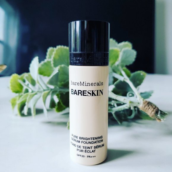 Sold Bareminerals brightening serum foundation 03